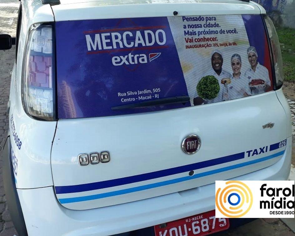 O mercado Extra utilizou o taxidoor para inauguração da loa em Macaé